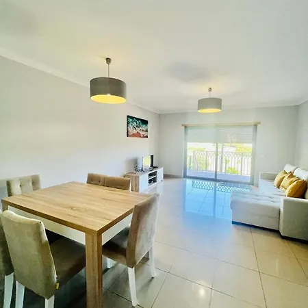 Apartment Branqueira's House