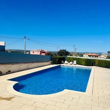 Apartment Branqueira's House *